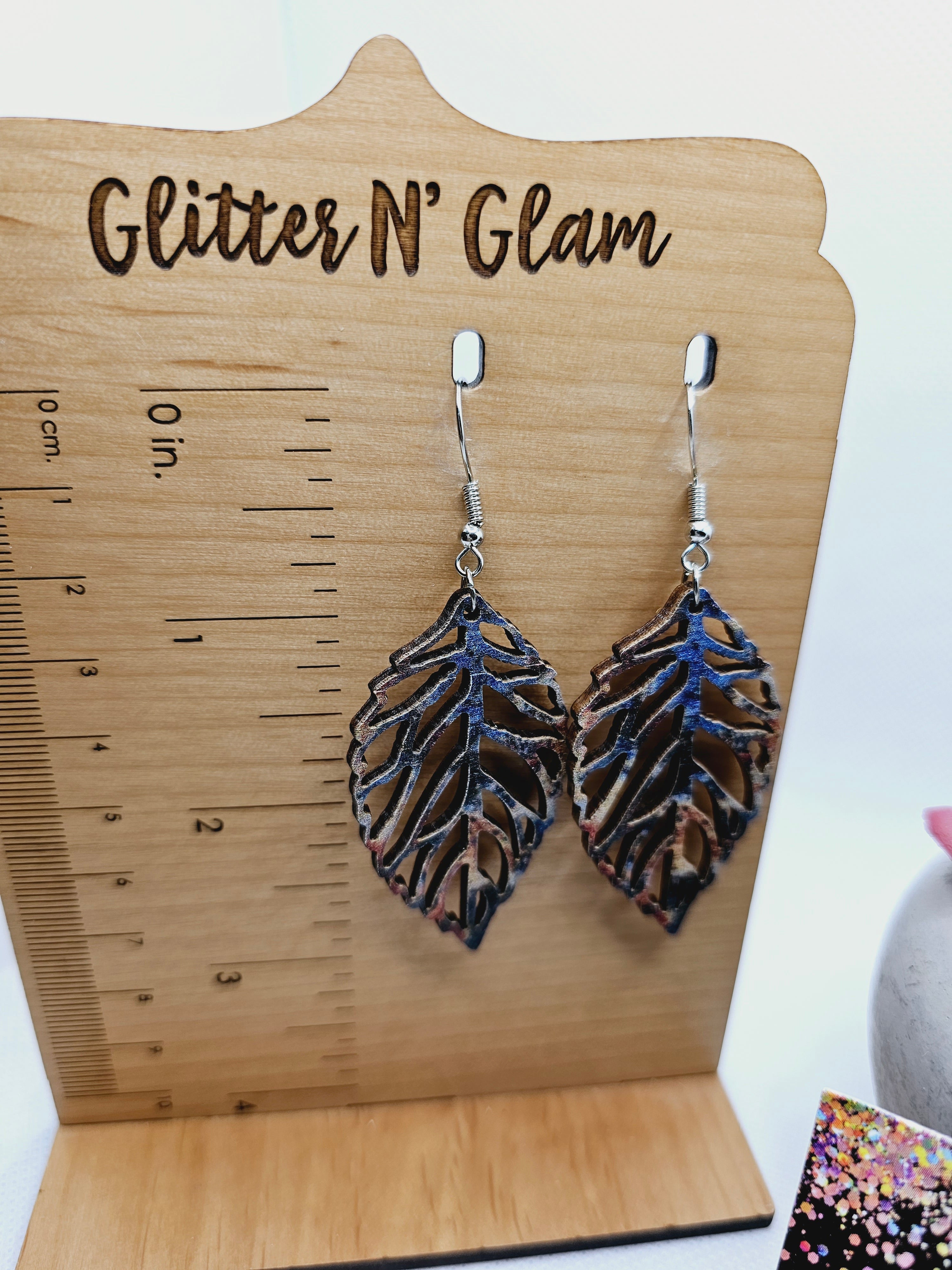 1897 Wood Splash of Color Leaf Dangle Earrings