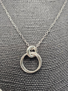 2009 Silver Mid-Length Necklace with Silver Double Circle Pendant