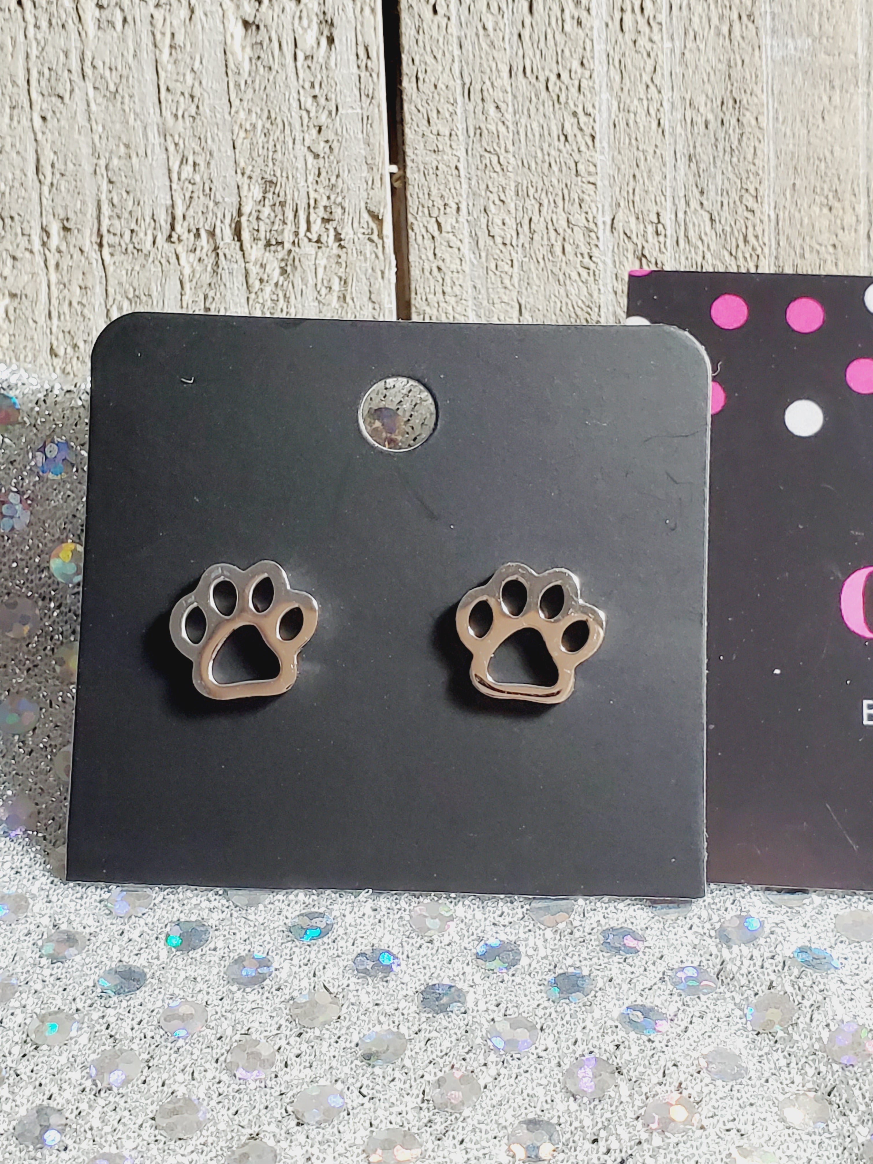 734 Silver Paw Print Stud Earrings