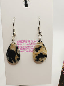 481 Black and Tan Marble Dangle Earrings