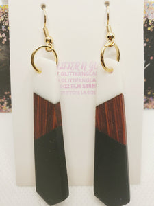 1029 Resin and Wood Dangle Earrings