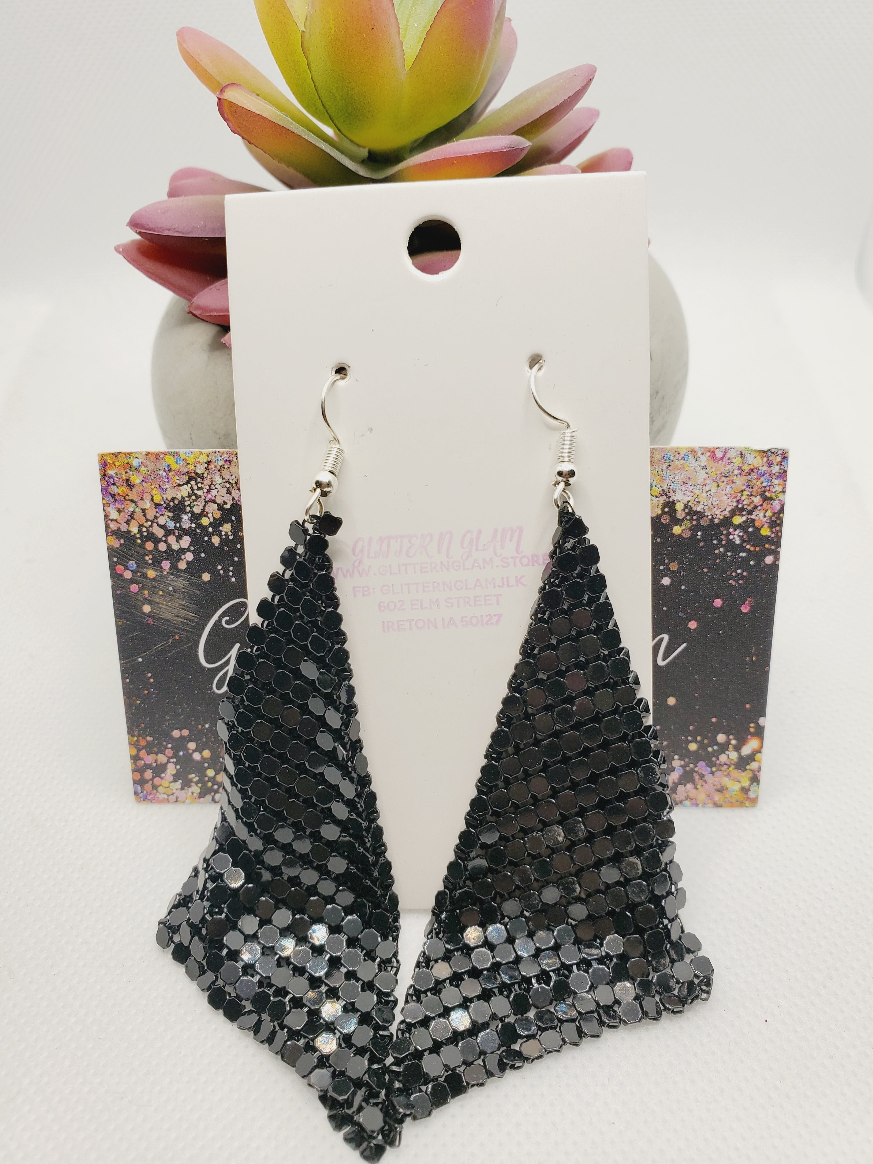 1105 Black Sparkly Dangle Earrings