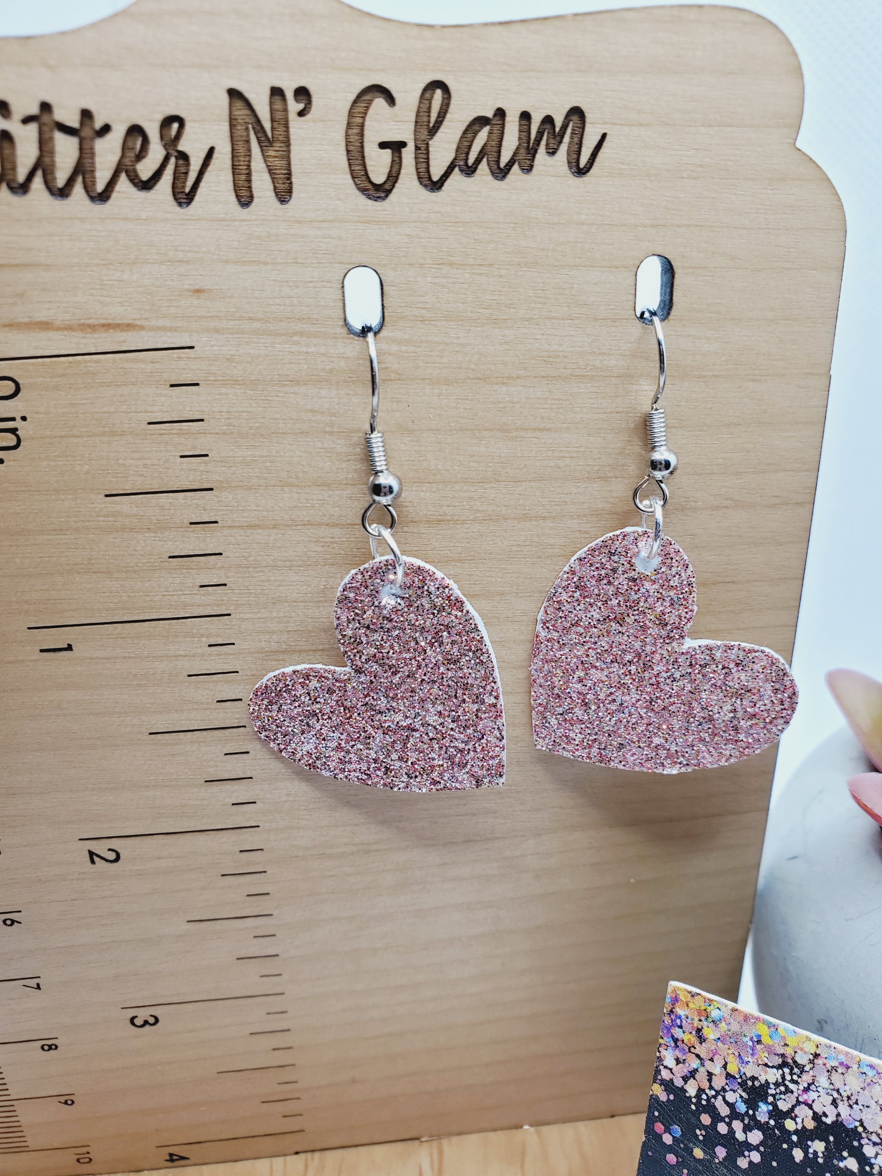 1157 Pink Single Heart Dangle Earrings