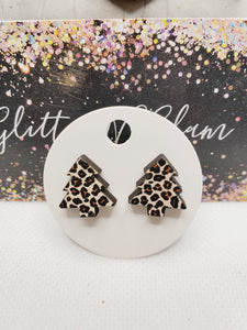 1506 Animal Print Christmas Tree Stud Earrings